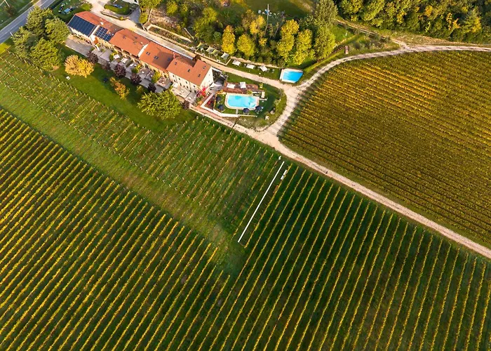 Corte Patrizia مزرعة للإقامة